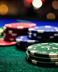 Live Texas Poker dealer table streamed on nagamastoto mobile app